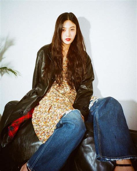 RED VELVET Joy’s Layered Outfit Shared On Her Instagram